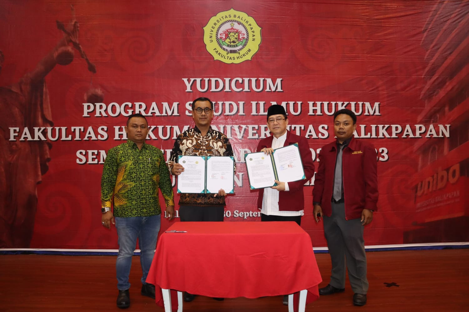 Dekan Fakultas Hukum Universitas Balikpapan Menandatangani Perjanjian Kerjasama dengan Fakultas Hukum  Program Studi Kenotariatan Universitas Sultan Islam Agung Semarang (UNISSLA)